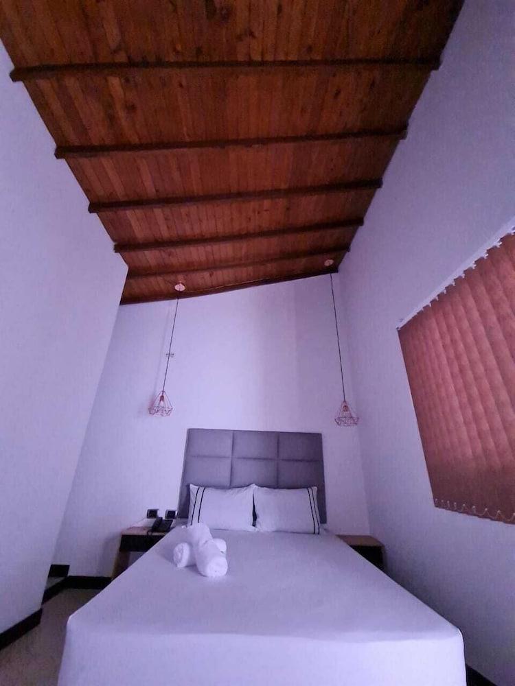 Mandala Hotel Belen Меделин Екстериор снимка